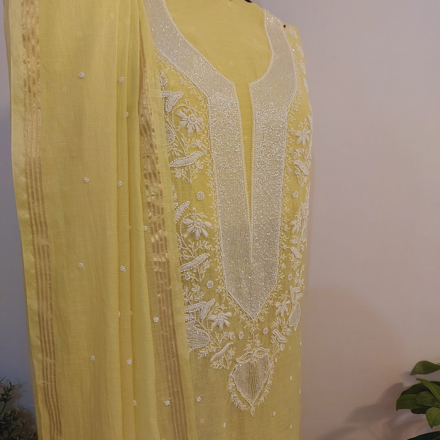 Pure Mul Chanderi Neckline
